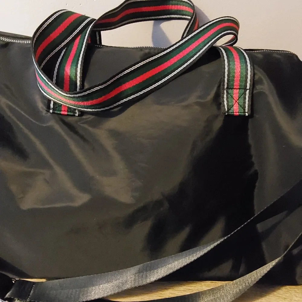 NWT Adrienne Vittadini  Black Haute Heritage Zip Fully Lined Duffel Bag msrp$360